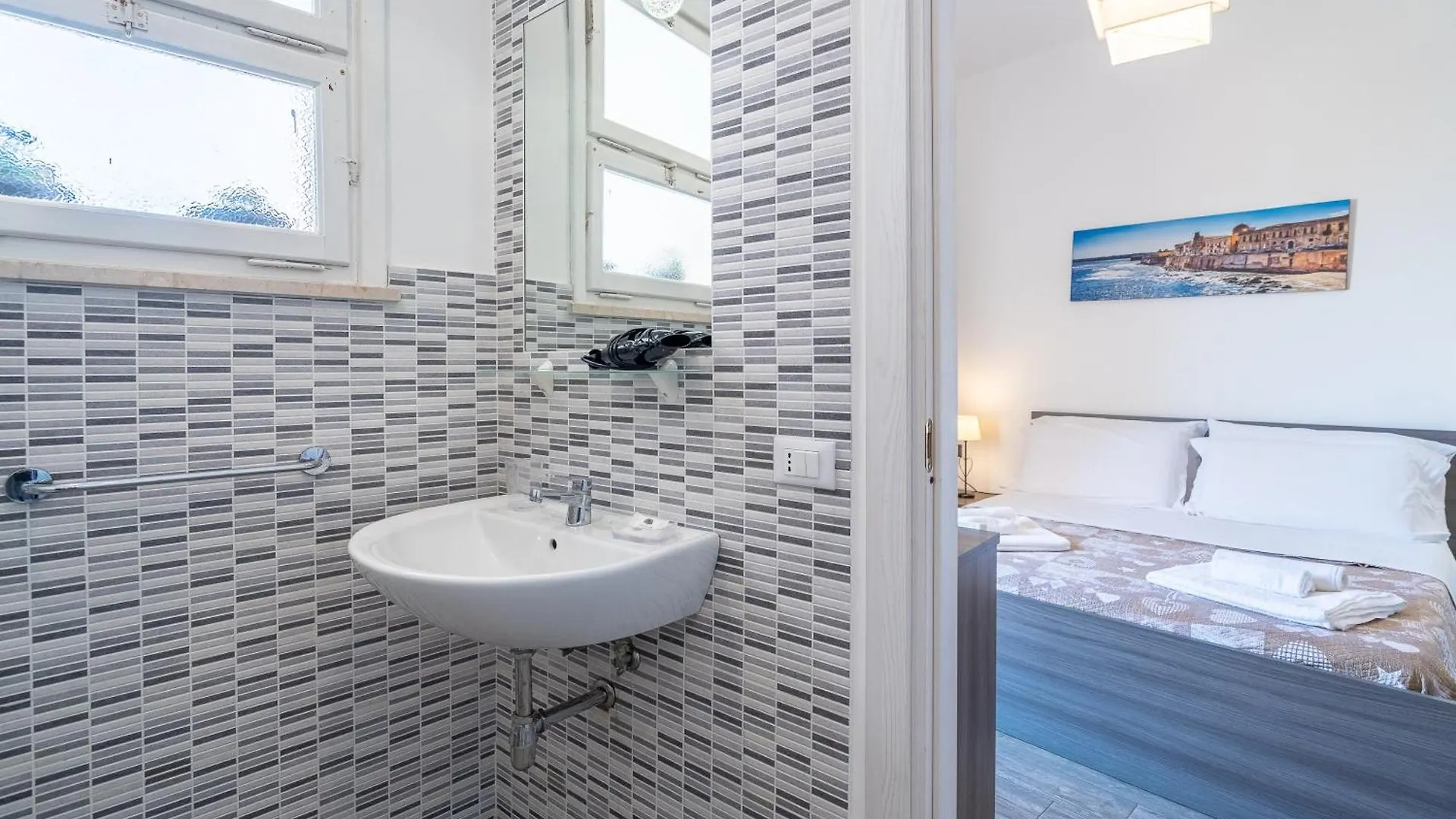Cavour Rooms Syracuse